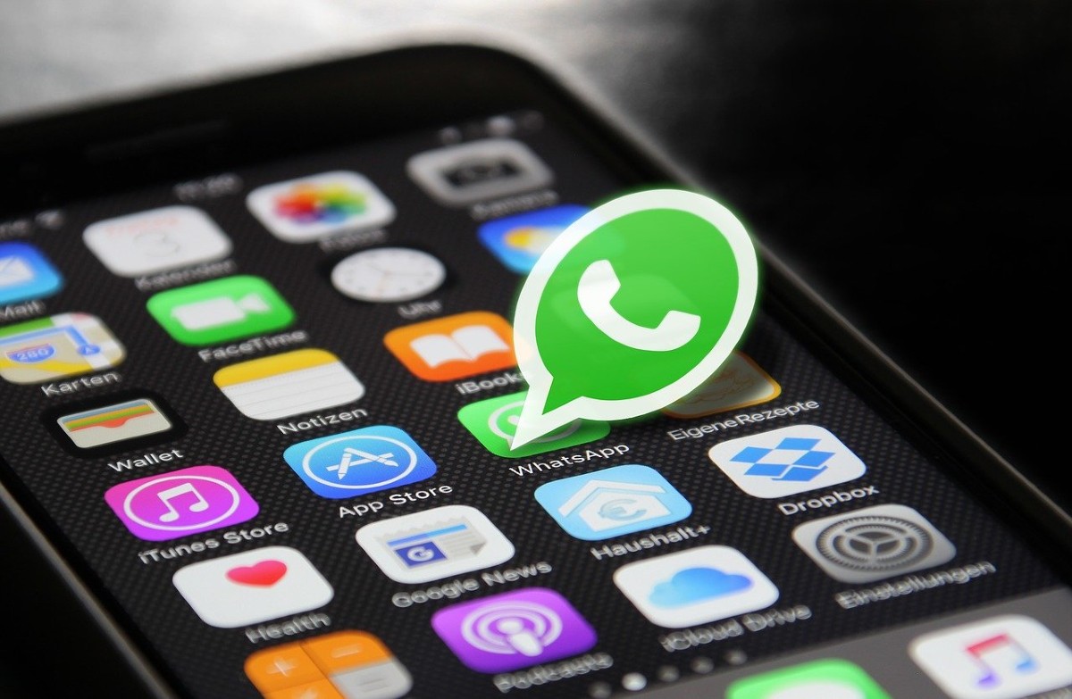 WhatsApp diventa a pagamento? Svolta epocale per i servizi di Meta: novità anche per Instagram e Facebook WhatsApp diventa a pagamento? Svolta epocale per i servizi di Meta: novità anche per Instagram e Facebook