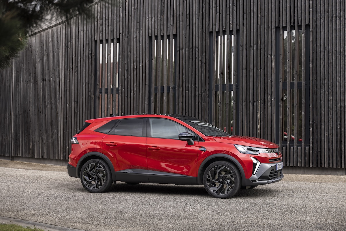 Renault Symbioz Full Hybrid: silenzio e spazio nella vita reale Renault Symbioz Full Hybrid: silenzio e spazio nella vita reale