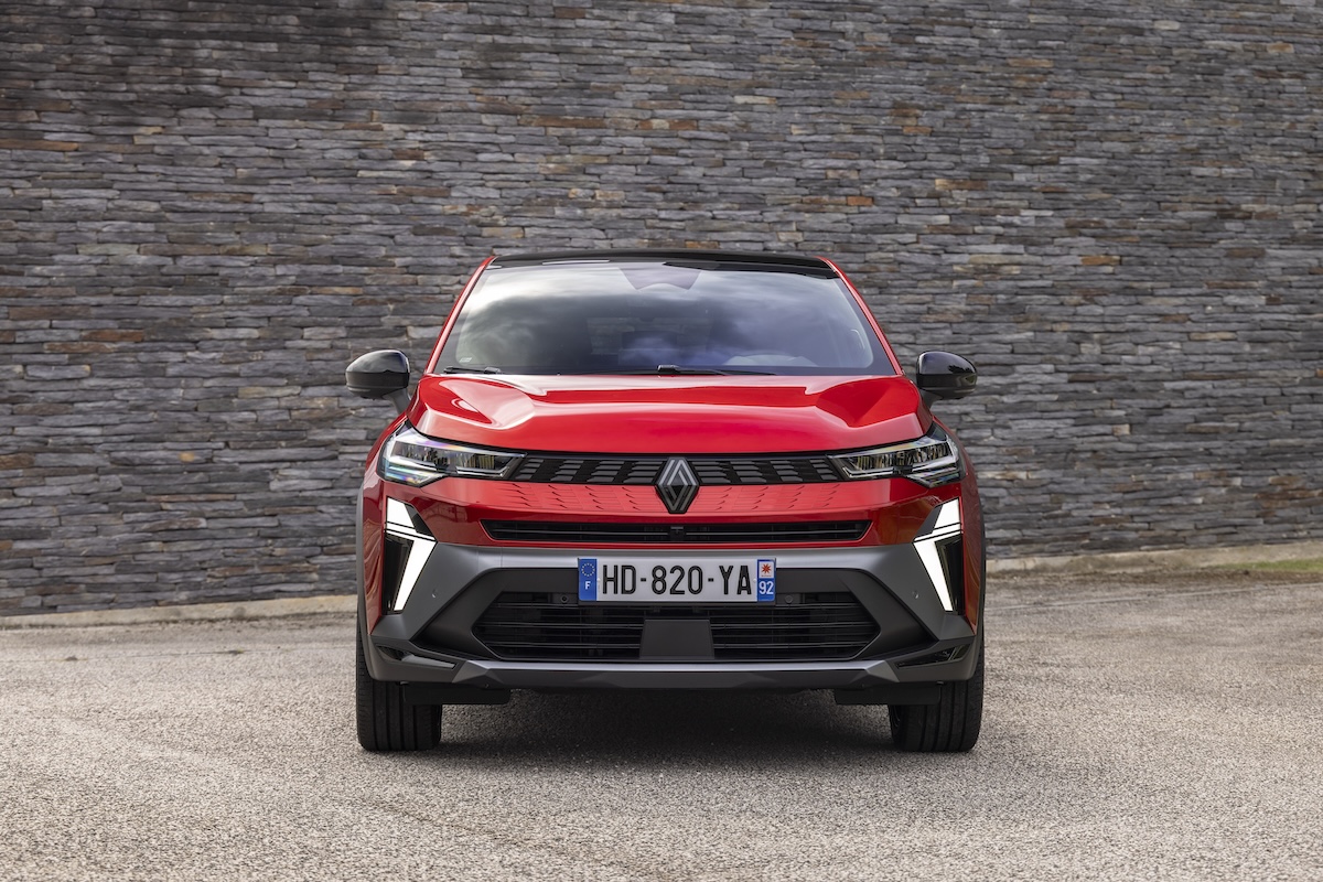 Renault Symbioz Full Hybrid: silenzio e spazio nella vita reale Renault Symbioz Full Hybrid: silenzio e spazio nella vita reale