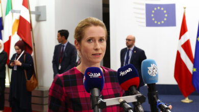 Kallas in Arabia, così l’Ue tenta di rientrare in partita sul Medio Oriente: “Sfiorato il baratro”