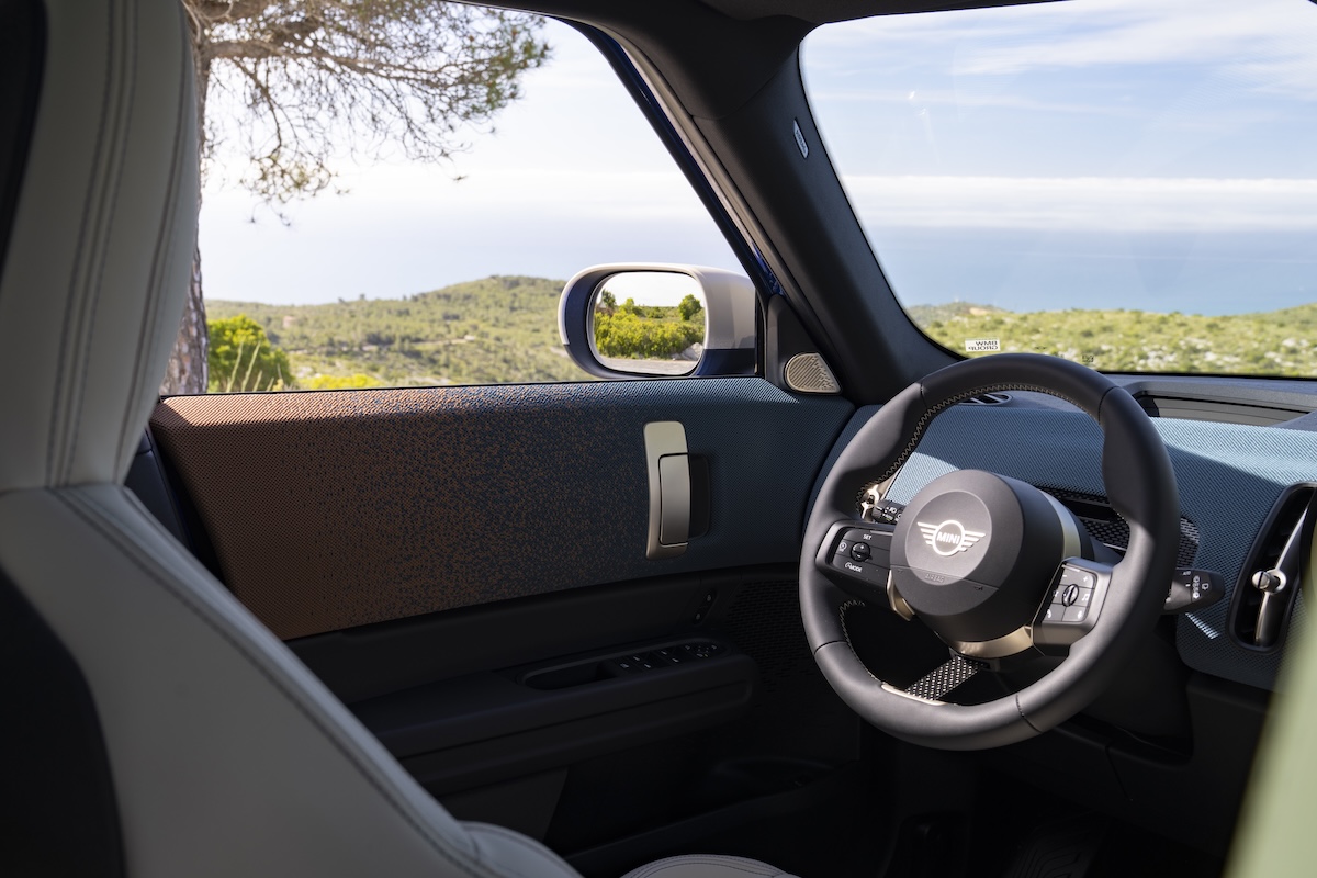 MINI Countryman elettrica supera i 500 km: il SUV elettrico premium compatto guarda al 2026
