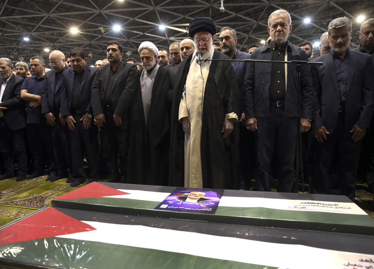 Iran, gli Usa impongono nuove sanzioni. Teheran: “In caso di attacco gli eserciti europei saranno considerati terroristi” Iran, gli Usa impongono nuove sanzioni. Teheran: “In caso di attacco gli eserciti europei saranno considerati terroristi”