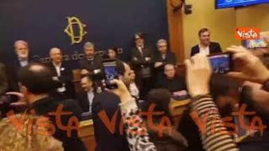 Presidio opposizioni contro la conferenza stampa di estrema destra su remigrazione alla Camera