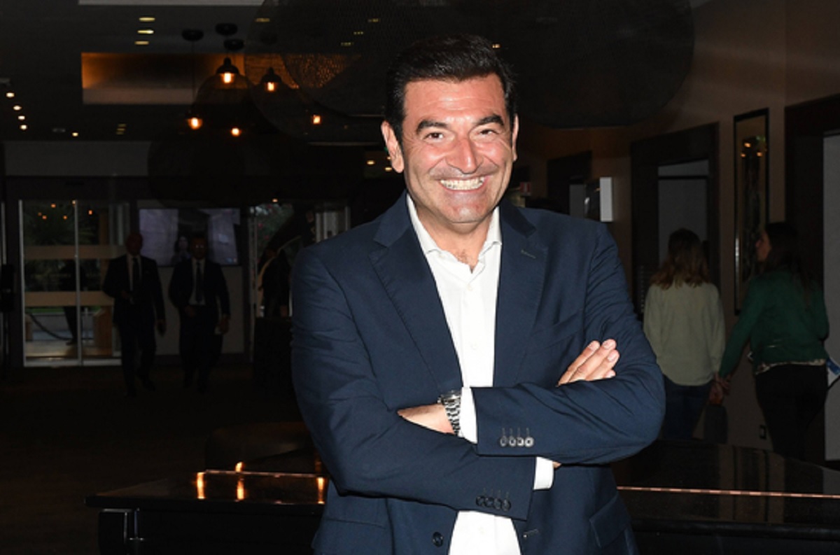 Scherzi a parte in arrivo su Canale 5 con Max Giusti, ecco la data. Retroscena Scherzi a parte in arrivo su Canale 5 con Max Giusti, ecco la data. Retroscena