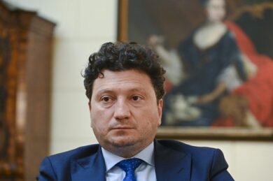 Askatasuna, il consigliere di Fdi chiede la sfiducia di Rosatelli: “A Torino terrorismo. Dal Pd? Solo chiacchiere”