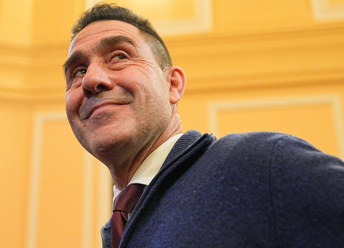 Vannacci entra nel gruppo Esn e rivendica l’autonomia: “Non faccio parte di nessuna coalizione”