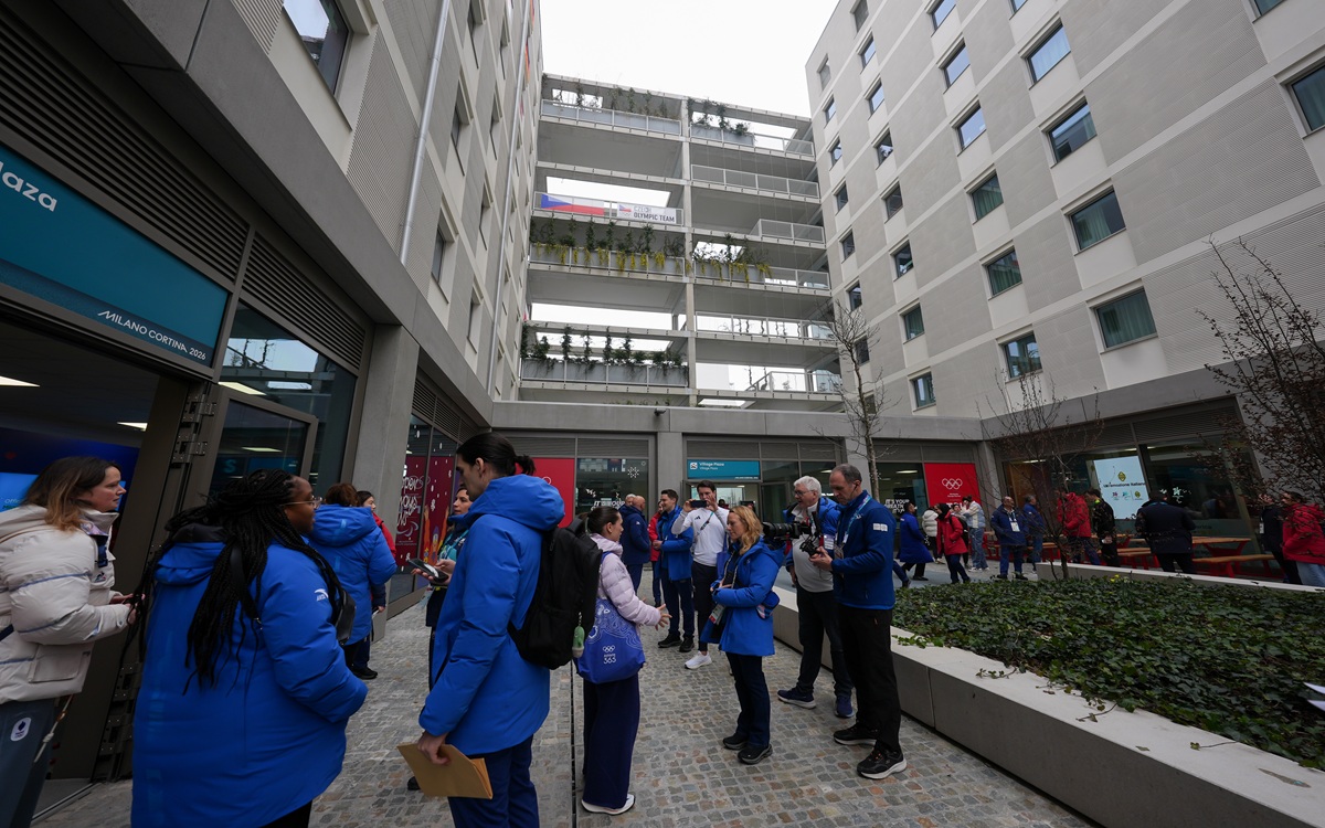 Milano-Cortina 2026, il Villaggio olimpico si anima: già 42 delegazioni presenti Milano-Cortina 2026, il Villaggio olimpico si anima: già 42 delegazioni presenti