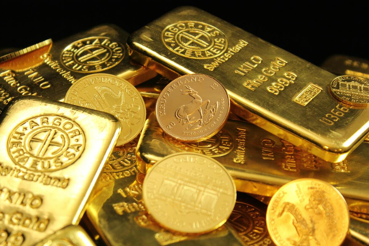 Oro e argento tra crolli e rialzi, i metalli preziosi volatili sui mercati: ecco quanto durerà questo trend. L’analisi Oro e argento tra crolli e rialzi, i metalli preziosi volatili sui mercati: ecco quanto durerà questo trend. L’analisi