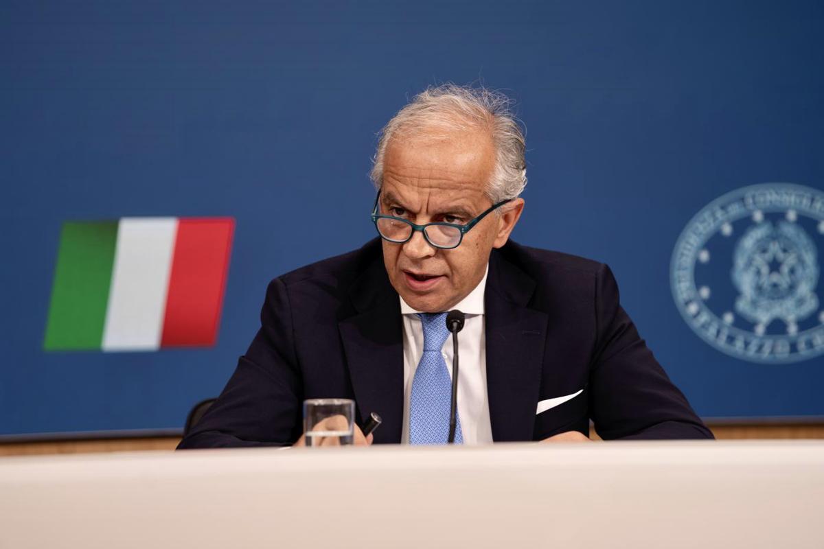 Governo, il Consiglio dei ministri approva il nuovo Ddl sicurezza. Che cosa cambia Governo, il Consiglio dei ministri approva il nuovo Ddl sicurezza. Che cosa cambia