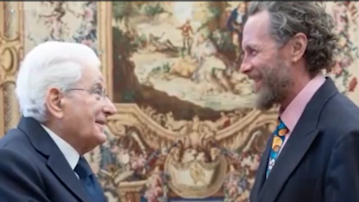 Jovanotti nominato commendatore: “Ho chiesto a Mattarella come devo comportarmi ora”. VIDEO Jovanotti nominato commendatore: “Ho chiesto a Mattarella come devo comportarmi ora”. VIDEO