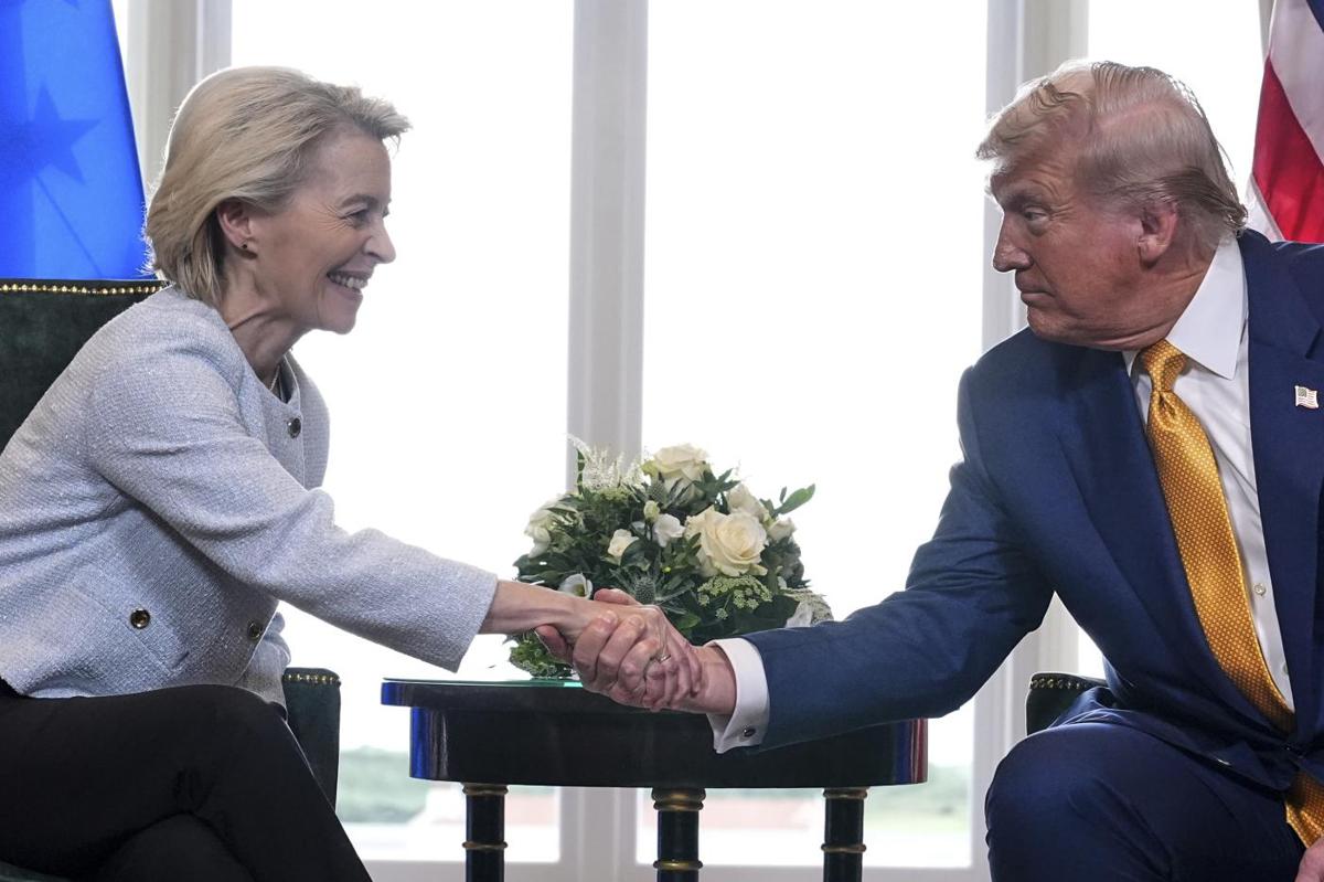 Ursula tratta con Trump, il patto Ue-Usa sui minerali essenziali per bloccare l’espansione cinese Ursula tratta con Trump, il patto Ue-Usa sui minerali essenziali per bloccare l’espansione cinese