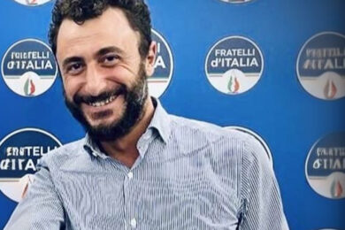 Chi è Emanuele Pozzolo: dalla pistola al veglione di Delmastro al “nuovo amore” politico con Vannacci