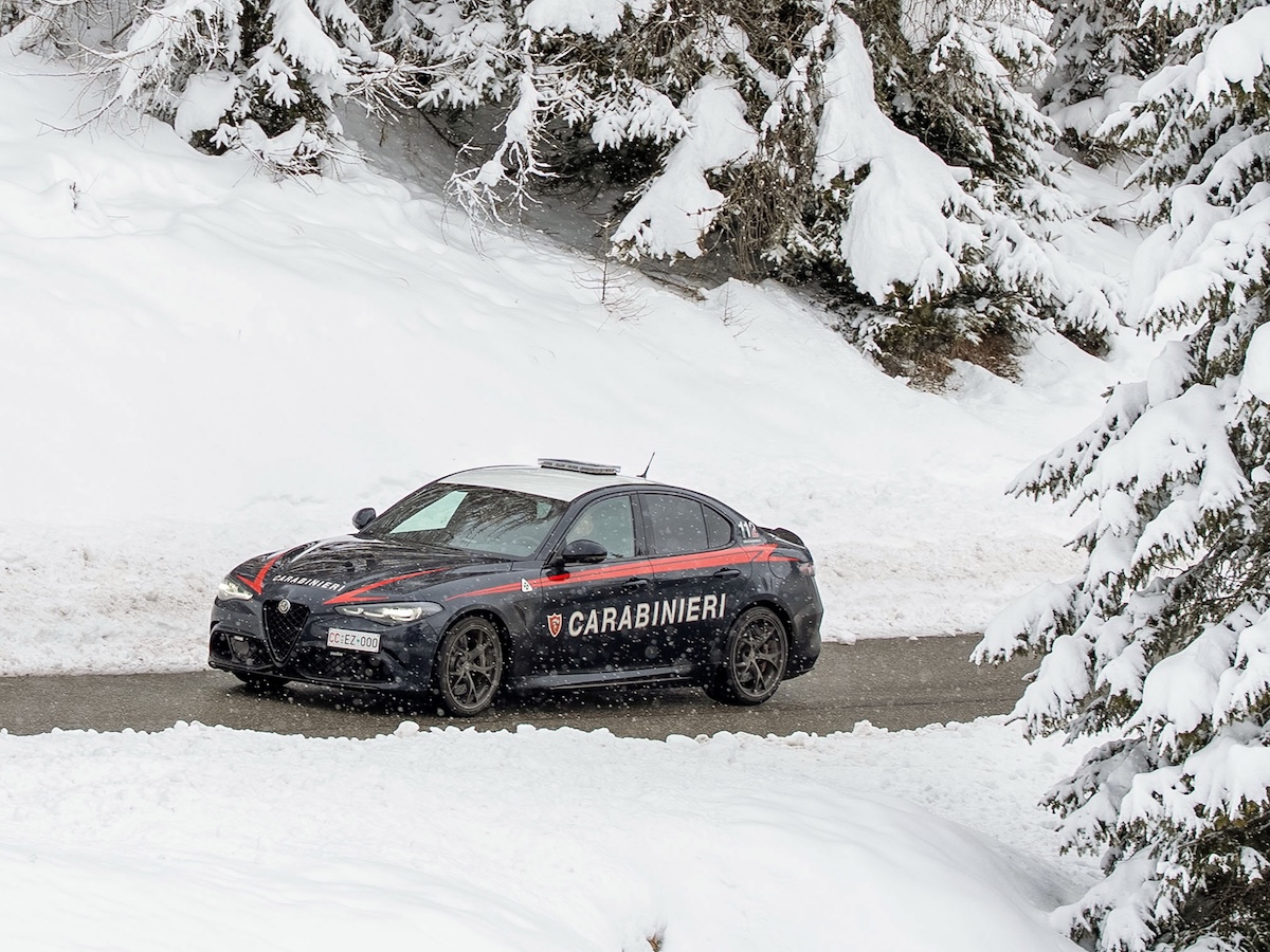 Alfa Romeo e Carabinieri: 75 anni di storia celebrati sulla neve dell’Arma 1814 Ski Challenge Alfa Romeo e Carabinieri: 75 anni di storia celebrati sulla neve dell’Arma 1814 Ski Challenge