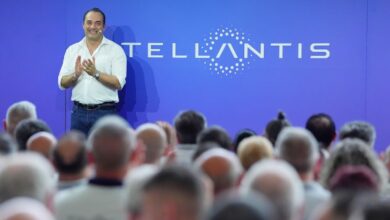 Stellantis, il rilancio passa da vendite, margini e svolta ibrida