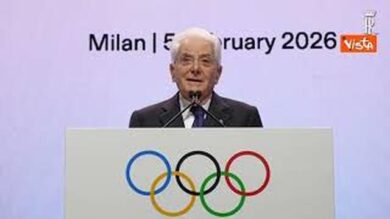 Milano Cortina, Mattarella: “L’Italia dà il benvenuto agli atleti venuti da tutto il mondo”