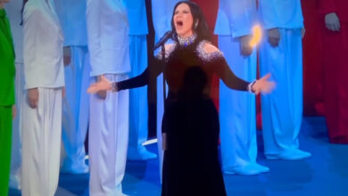 Milano-Cortina, Laura Pausini canta l’inno nazionale a San Siro