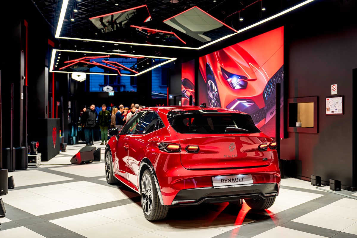 Renault Clio diventa esperienza: a Milano nasce Cliorama