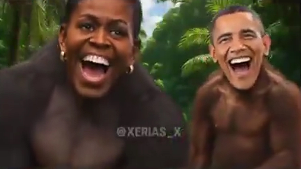 Trump oltrepassa ogni limite, pubblicato un video con Obama e Michelle in versione scimmia. Ecco le immagini Trump oltrepassa ogni limite, pubblicato un video con Obama e Michelle in versione scimmia. Ecco le immagini