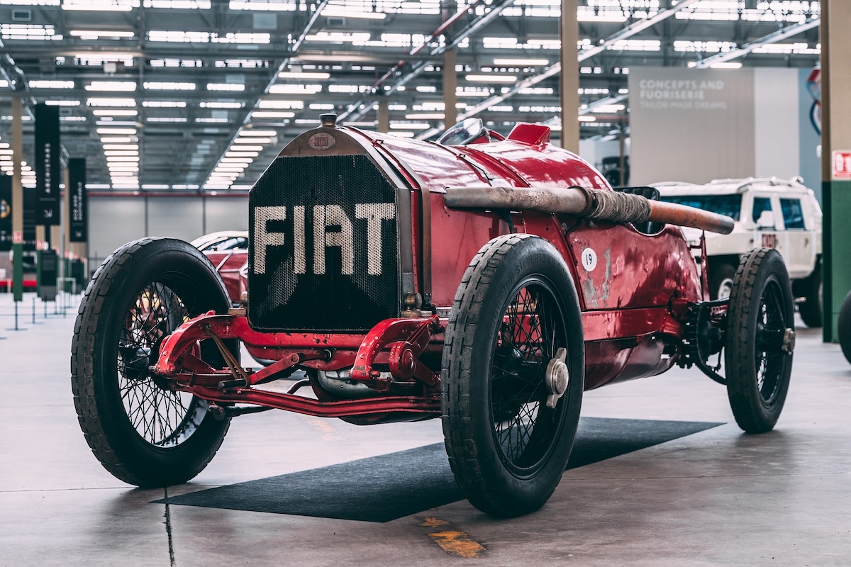 Tre bolidi, un secolo di corse: Stellantis Heritage accende il Racing Meeting