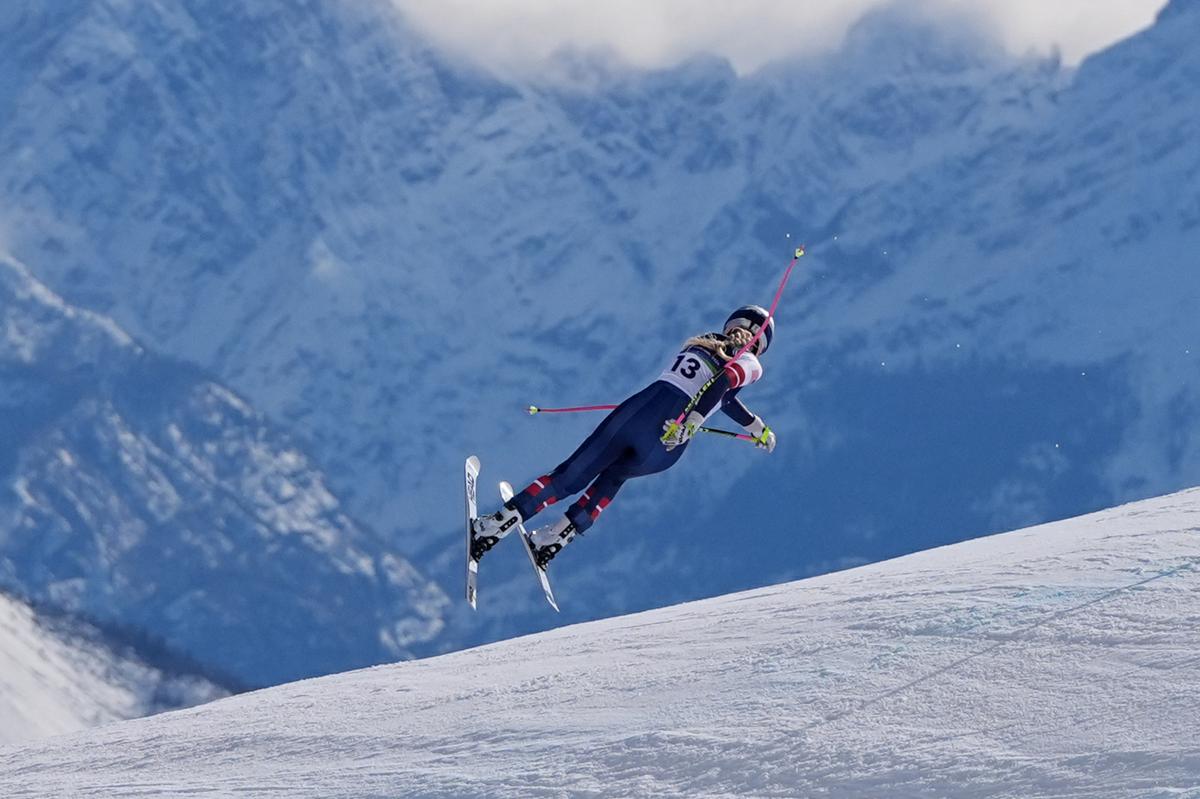 Olimpiadi, Vonn infortunata ma lo stesso in pista. Chi decide sull’incolumità degli atleti? Tra regole, denaro ed etica Olimpiadi, Vonn infortunata ma lo stesso in pista. Chi decide sull’incolumità degli atleti? Tra regole, denaro ed etica