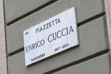 Mediobanca, utili in calo negli ultimi 6 mesi. Ma esultano gli azionisti: dividendo di 0,63 euro