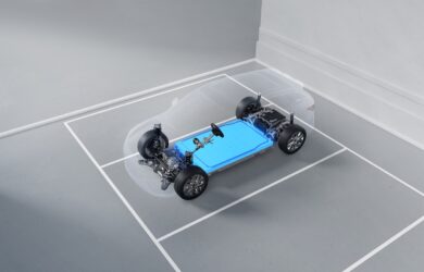 Guerra in Iran, volano le batterie cinesi: +70 miliardi in Borsa