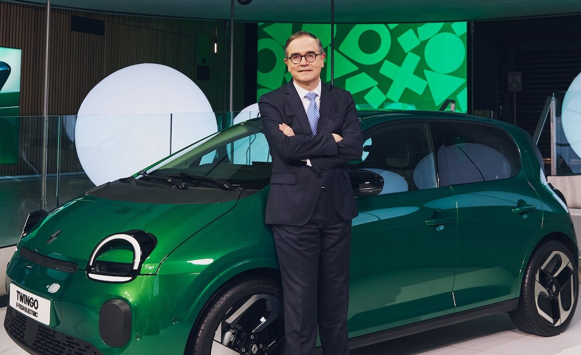 Renault, Provost sfida i politici: l’elettrico rende Renault, Provost sfida i politici: l’elettrico rende