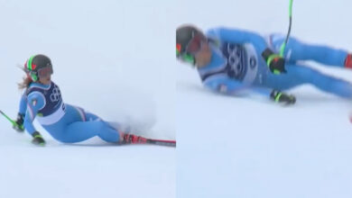 Milano-Cortina 2026, Sofia Goggia cade nella combinata a squadre: addio medaglia. Le immagini dell’uscita di pista