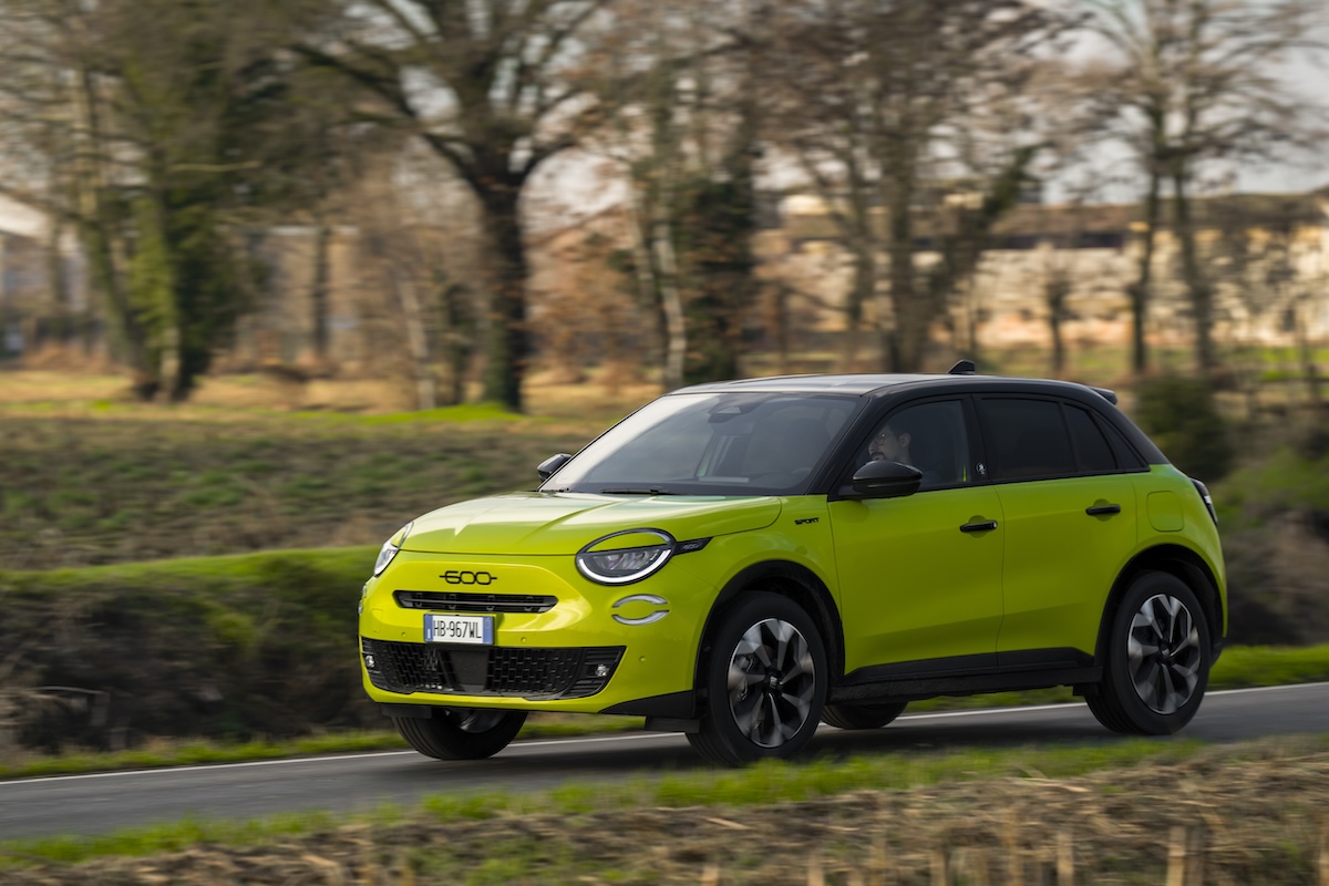 Fiat 600 Sport Edizione Milano Cortina 2026: ibrida 145 CV e look dark Fiat 600 Sport Edizione Milano Cortina 2026: ibrida 145 CV e look dark