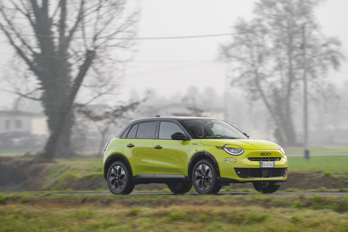 Fiat 600 Sport Edizione Milano Cortina 2026: ibrida 145 CV e look dark Fiat 600 Sport Edizione Milano Cortina 2026: ibrida 145 CV e look dark