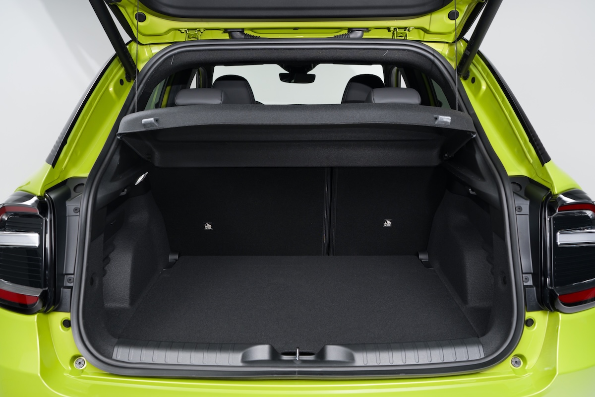 Fiat 600 Sport Edizione Milano Cortina 2026: ibrida 145 CV e look dark Fiat 600 Sport Edizione Milano Cortina 2026: ibrida 145 CV e look dark