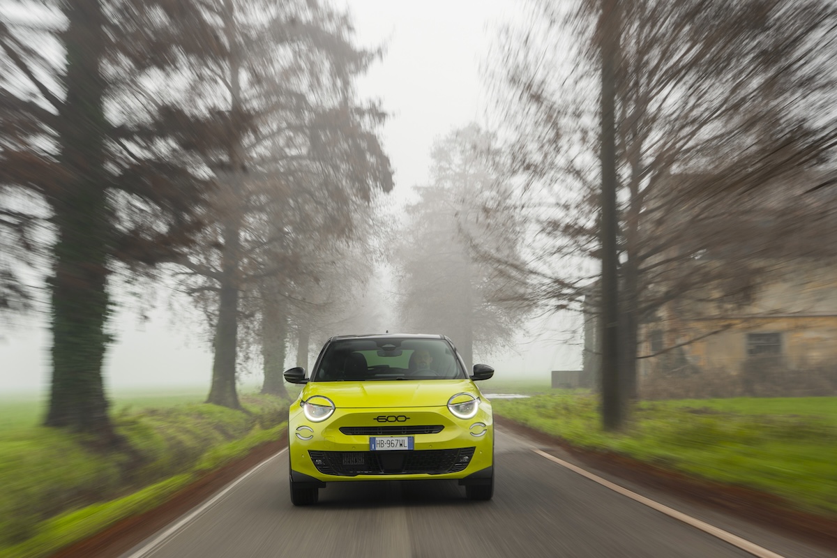 Fiat 600 Sport Edizione Milano Cortina 2026: ibrida 145 CV e look dark Fiat 600 Sport Edizione Milano Cortina 2026: ibrida 145 CV e look dark