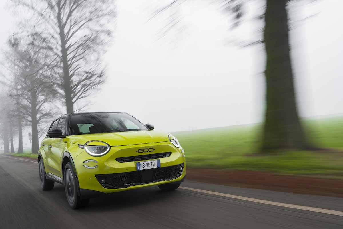 Fiat 600 Sport Edizione Milano Cortina 2026: ibrida 145 CV e look dark Fiat 600 Sport Edizione Milano Cortina 2026: ibrida 145 CV e look dark