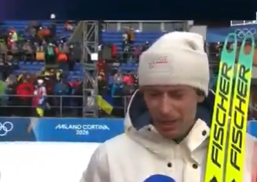 Olimpiadi Milano-Cortina, vince il bronzo ma scoppia a piangere: “Amore, ti ho tradita”. La confessione in diretta tv