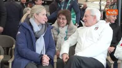 Milano Cortina, il Presidente Mattarella arriva a Cortina con la giacca del team Italia
