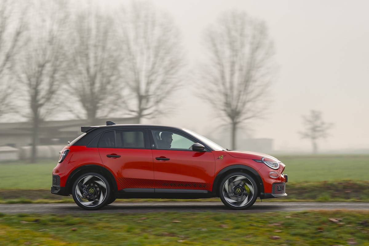 Abarth 600e Competizione: edizione ultra-limitata per Milano Cortina 2026