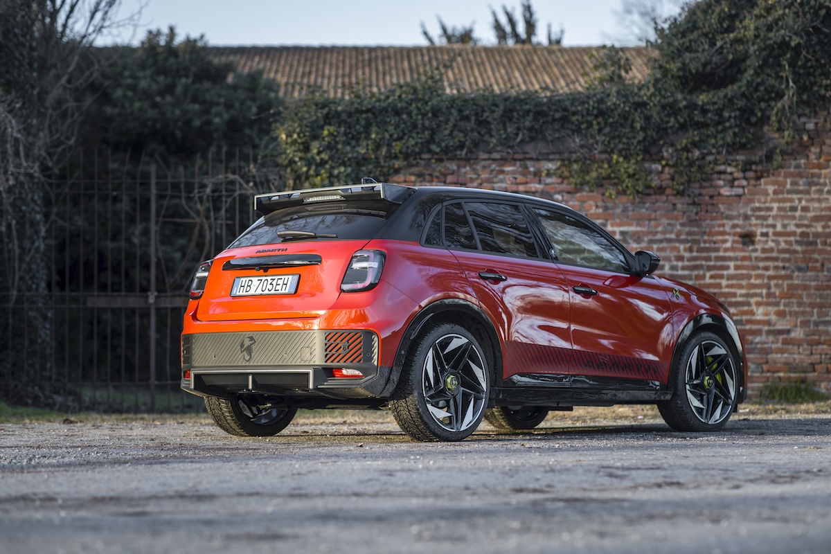 Abarth 600e Competizione: edizione ultra-limitata per Milano Cortina 2026
