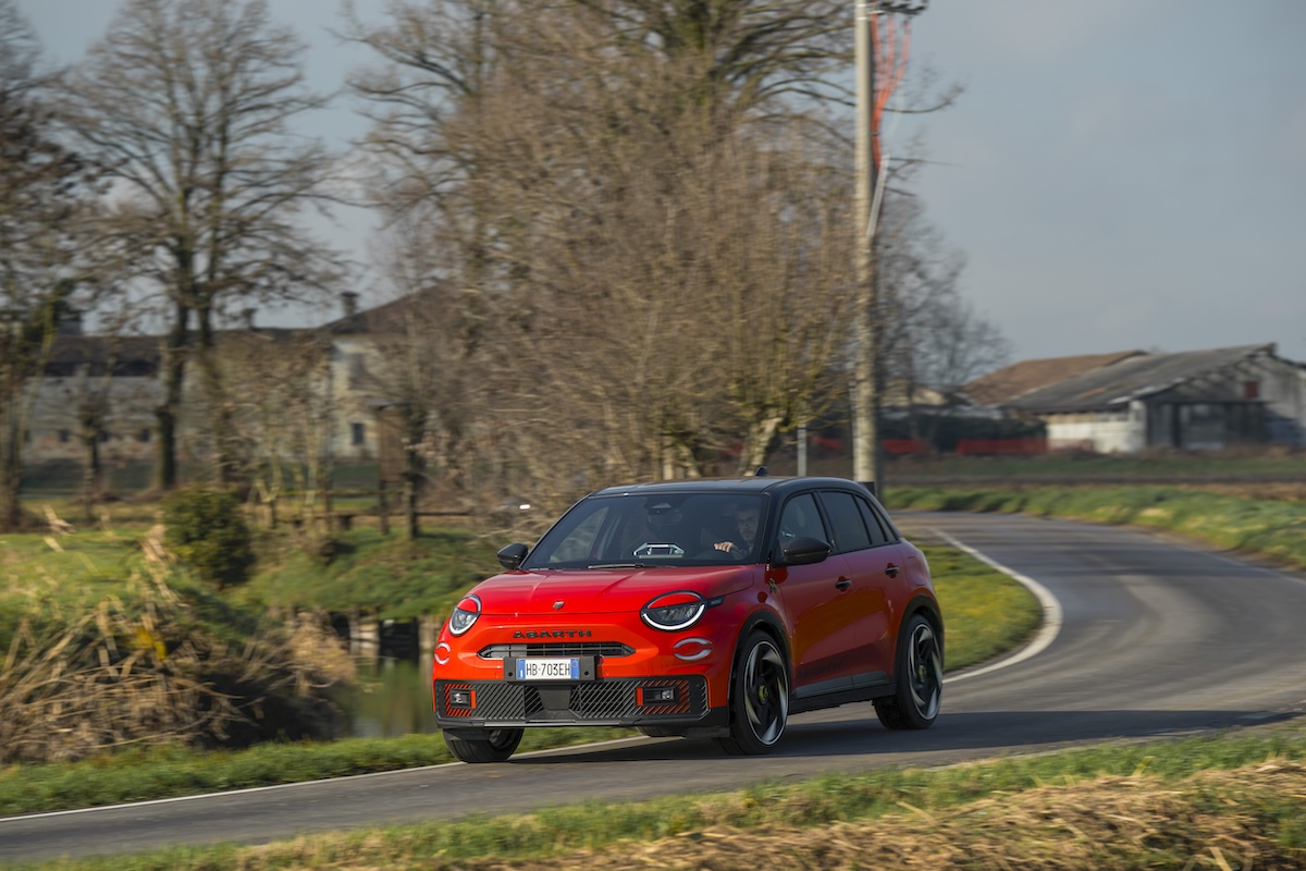 Abarth 600e Competizione: edizione ultra-limitata per Milano Cortina 2026