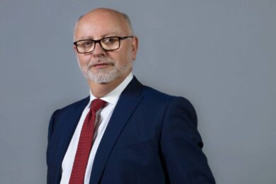 Mondadori frena nel 2025, ricavi in lieve in calo. Confermato il dividendo, esultano gli azionisti