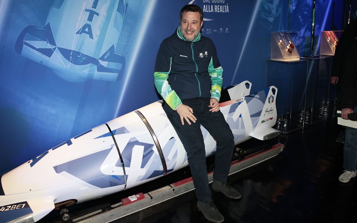 “Dal sogno alla realtà – l’Italia al centro del mondo”, Salvini inaugura la mostra a Milano Centrale “Dal sogno alla realtà – l’Italia al centro del mondo”, Salvini inaugura la mostra a Milano Centrale