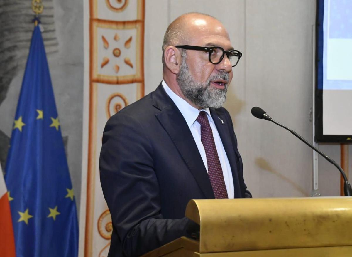 Lega, scossa a Taranto: Marti nomina Cosimo Ciraci commissario dopo il passaggio di Battista a Futuro nazionale di Vannacci Lega, scossa a Taranto: Marti nomina Cosimo Ciraci commissario dopo il passaggio di Battista a Futuro nazionale di Vannacci