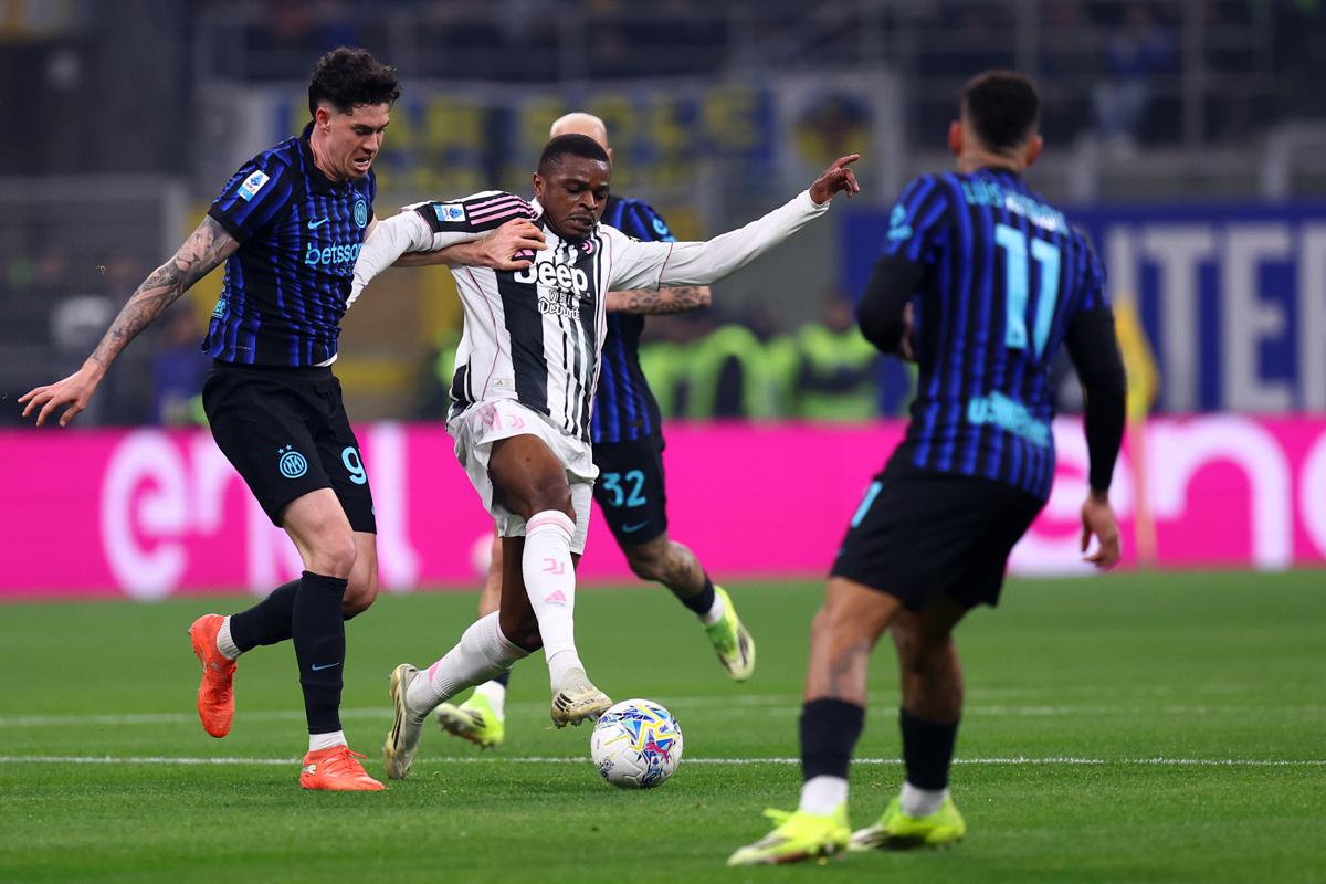 Inter-Juve polemiche arbitrali, anche il Codacons scende in campo: “Partita da rifare, danneggiati tutti gli scommettitori” Inter-Juve polemiche arbitrali, anche il Codacons scende in campo: “Partita da rifare, danneggiati tutti gli scommettitori”
