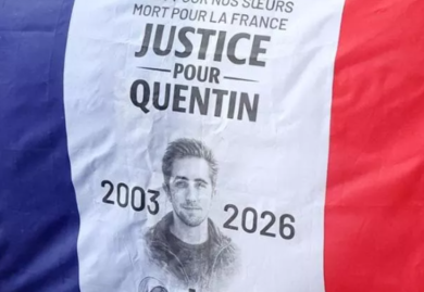 Francia, 23enne di estrema destra ucciso a Lione da un gruppo di militanti di estrema sinistra. Il governo accusa Mélenchon