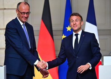 Ue, addio all’asse franco-tedesco. Nuova bordata da Berlino: “Parigi non spende abbastanza per la Difesa”