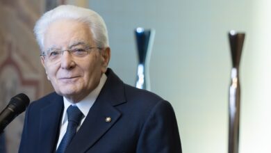 Dl Sicurezza e caso politico, il “così non va” di Mattarella sui bonus agli avvocati per i rimpatri dei migranti
