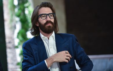 Eredità Del Vecchio, Leonardo Maria si muove: pronto a liquidare i fratelli Luca e Paola e rilevare le loro quote