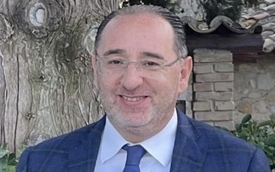 L’abuso edilizio e l’aggressione: il caso del sindaco di Cittanova giunge sino a Roma (passando per Rozzano)