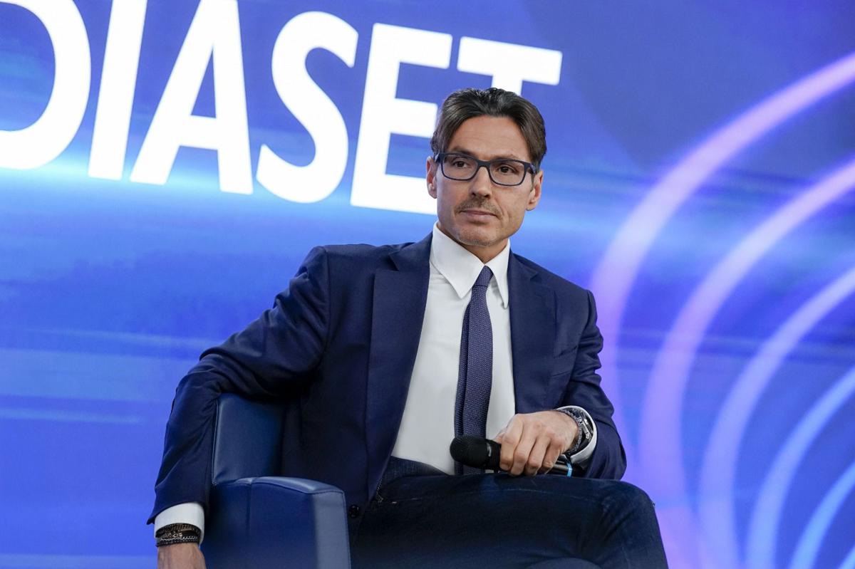 Sanremo 2026, Mediaset accetta la sfida (ma con prudenza): la controprogrammazione del Biscione per il Festival Sanremo 2026, Mediaset accetta la sfida (ma con prudenza): la controprogrammazione del Biscione per il Festival