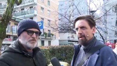 Andrea Pucci, sfogo dopo il Tapiro: “La mia comicità è diventata di estrema destra. Fiorello? Goditi un po’ di più la vita”