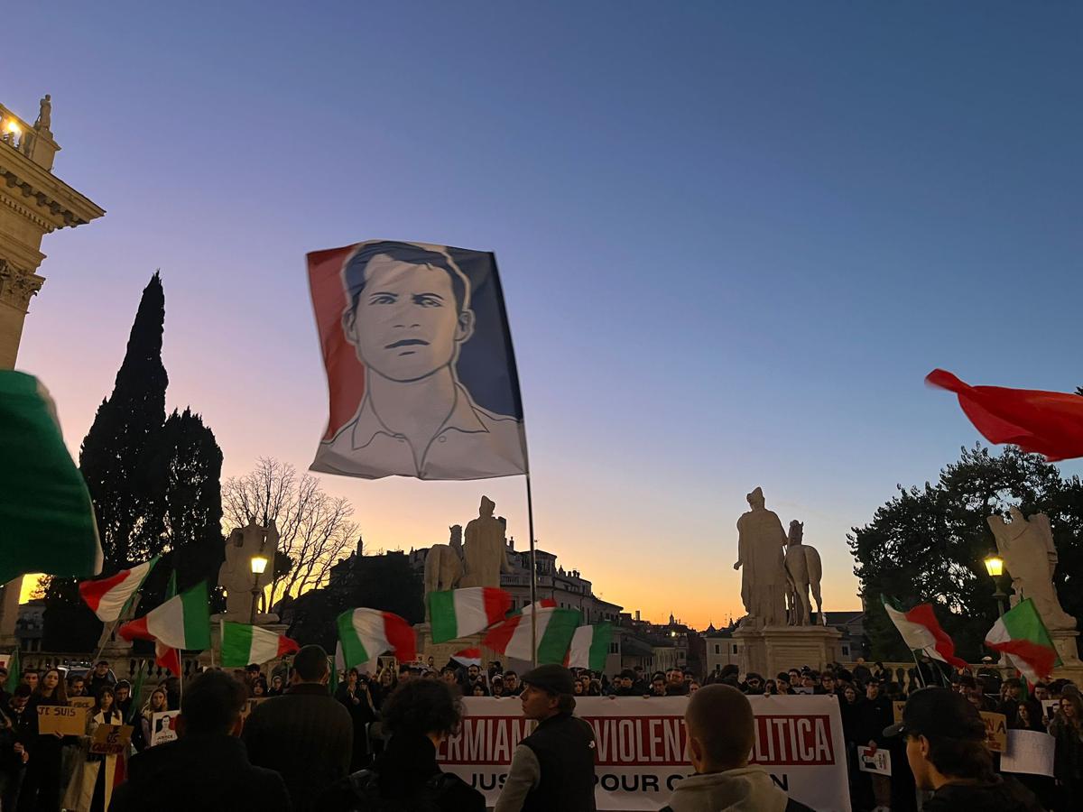 Roma in piazza per Quentin, Giubilei (Nazione Futura): “Qui senza bandiere, in democrazia non c’è spazio per la violenza come accaduto in Francia” Roma in piazza per Quentin, Giubilei (Nazione Futura): “Qui senza bandiere, in democrazia non c’è spazio per la violenza come accaduto in Francia”